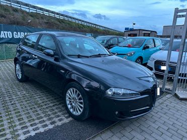 Alfa Romeo 147 1.6 16V TS (105) 5 porte Distinctive-02/2007