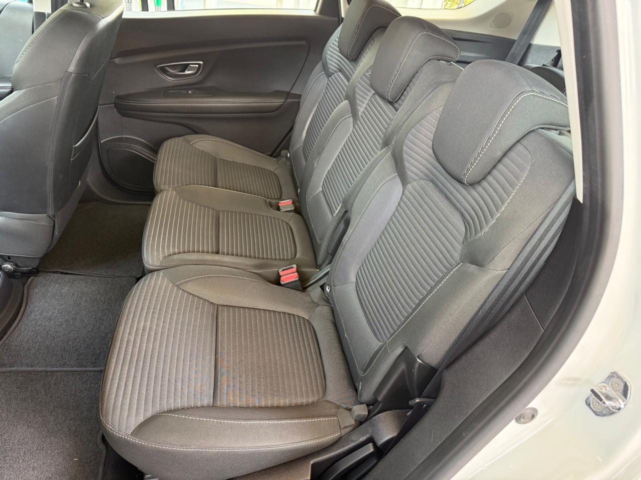 Renault Grand Scenic dCi 8V 110 CV Energy Bose