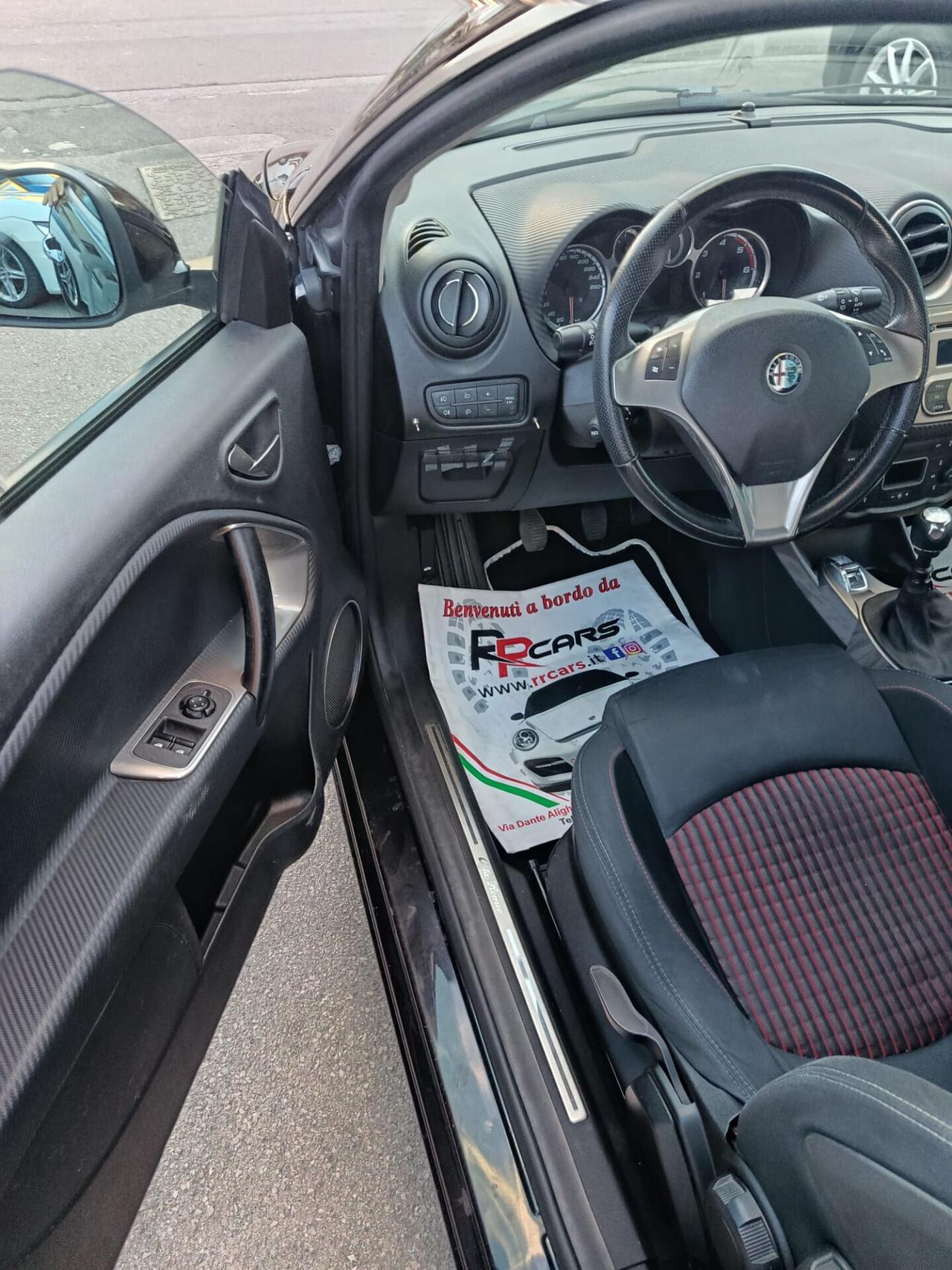 Alfa Romeo MiTo 1.6 JTDm 16V Distinctive Sport