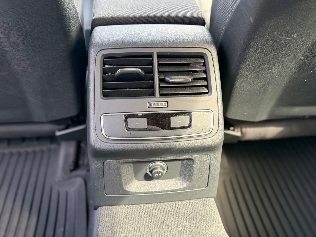 Audi A4 S Line 2.0 40 TDI #10706