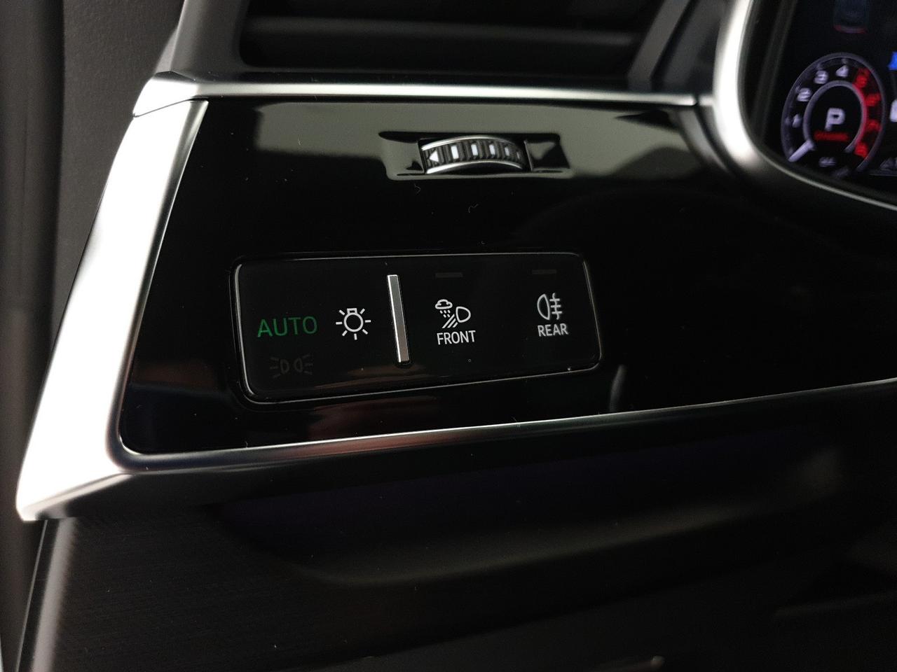 4.0TFSI 640CV quattro tiptronic Performance