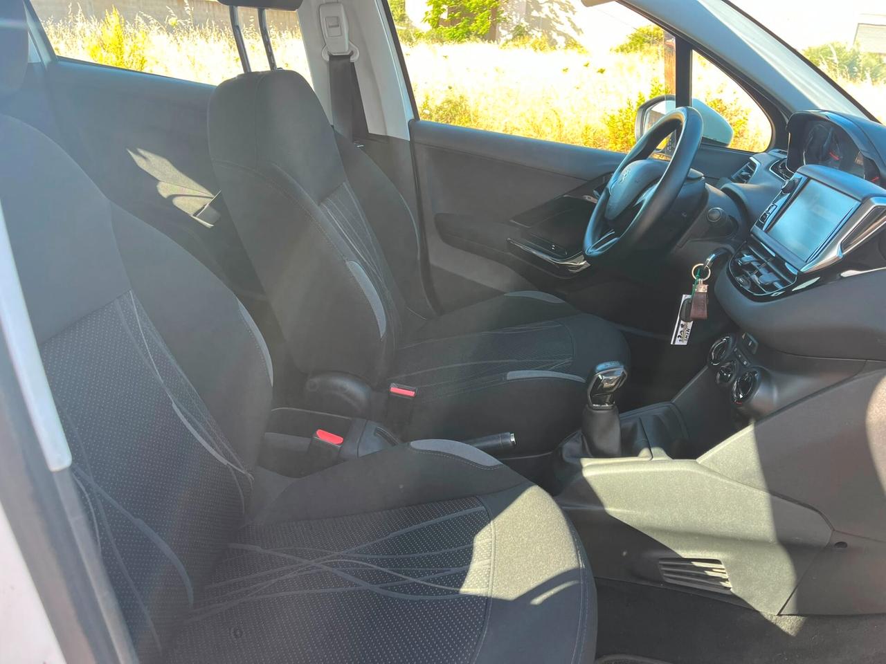 Peugeot 208 1.6 e-HDi 92 CV Stop&Start 5 porte Active