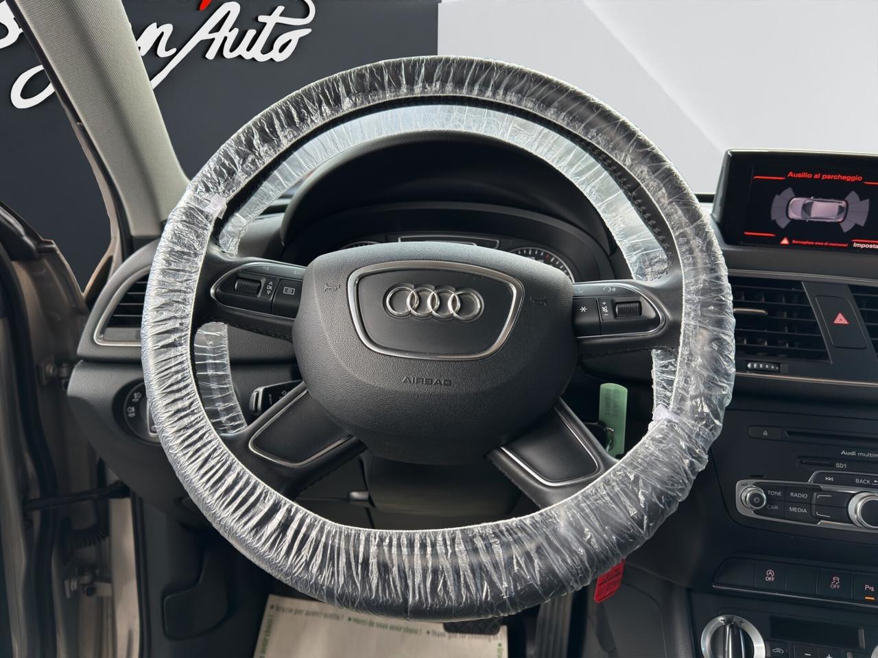 Audi Q3 2.0 TFSI 211CV quattro S tronic BUSINESS PLUS