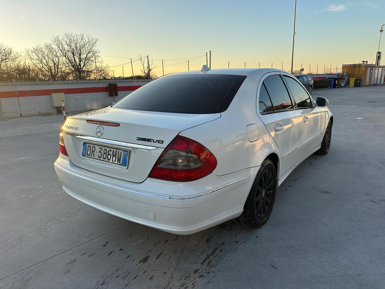 Mercedes-benz E 220 CDI cat EVO Elegance