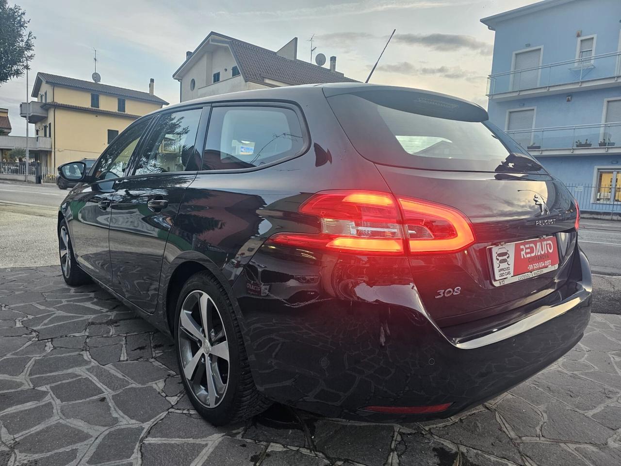 Peugeot 308 BlueHDi 100 S&S SW Business