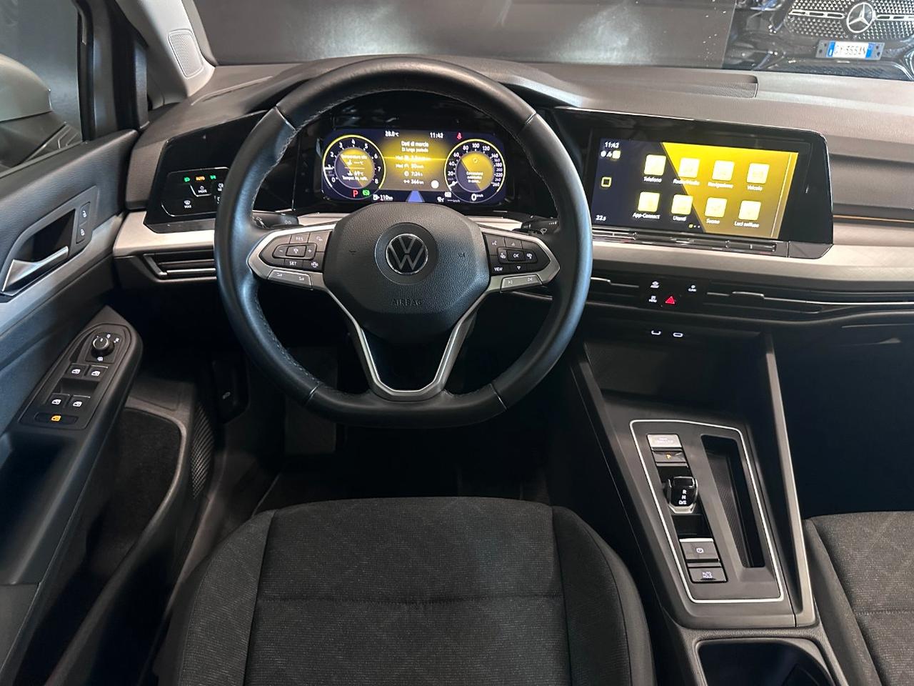Volkswagen Golf 1.0 etsi evo Life 110cv dsg