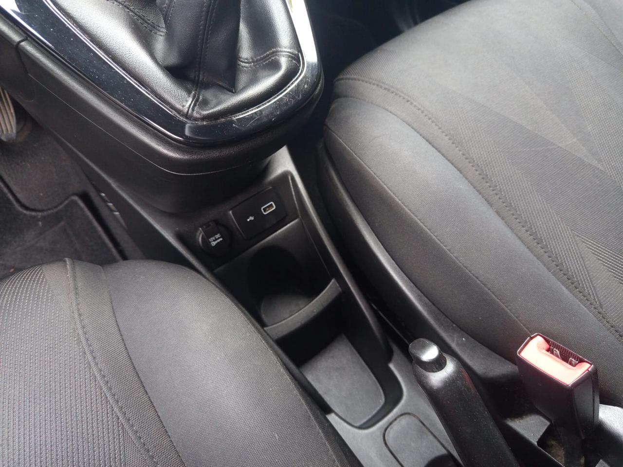Lancia Ypsilon 1.2 69 CV 5 porte S&S Gold