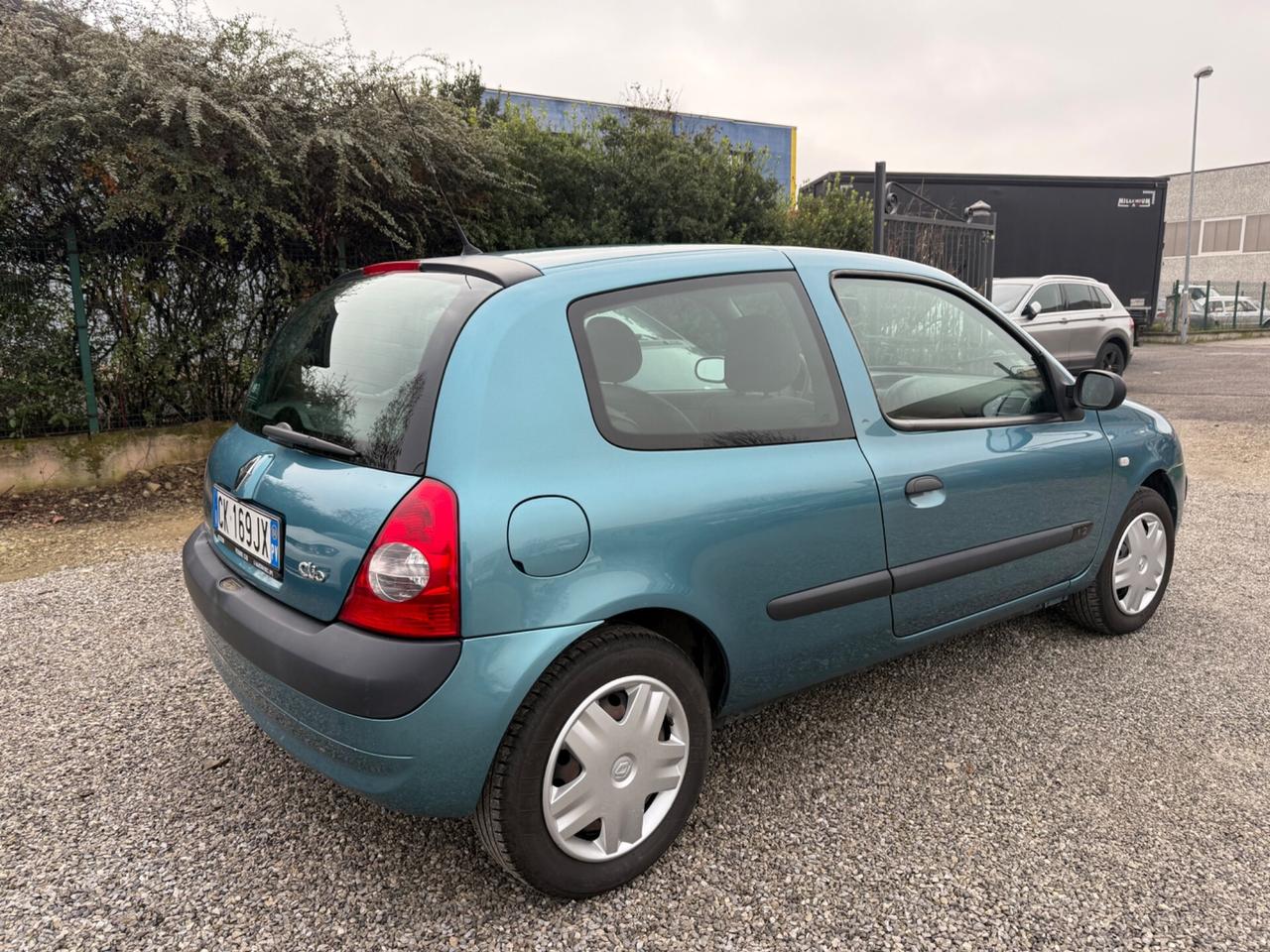 Renault Clio 1.2 16V cat 3 porte Confort Authentique