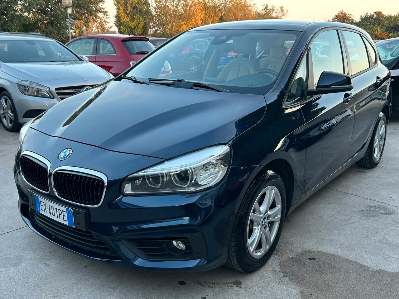 Bmw 216 218d Active Tourer Sport con cambio manuale