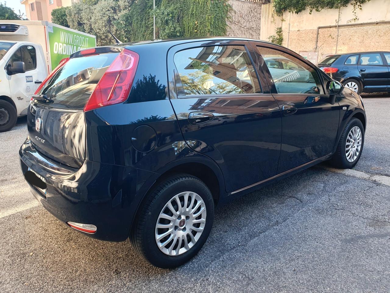 Fiat Punto 1.4 8V 5 porte Easypower Street clima bizona sensori parcheggio