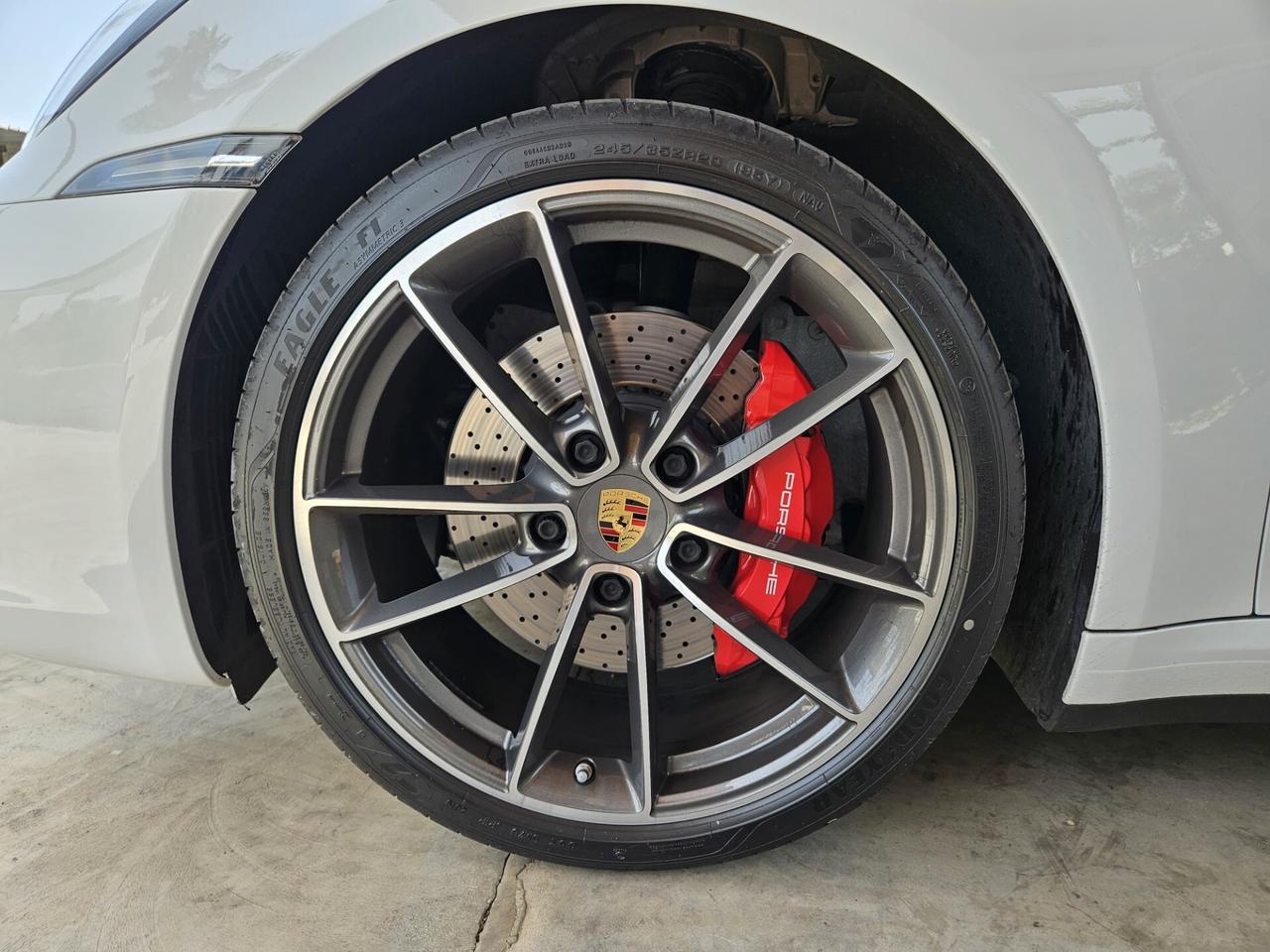 Porsche 992 4S Iva Esposta
