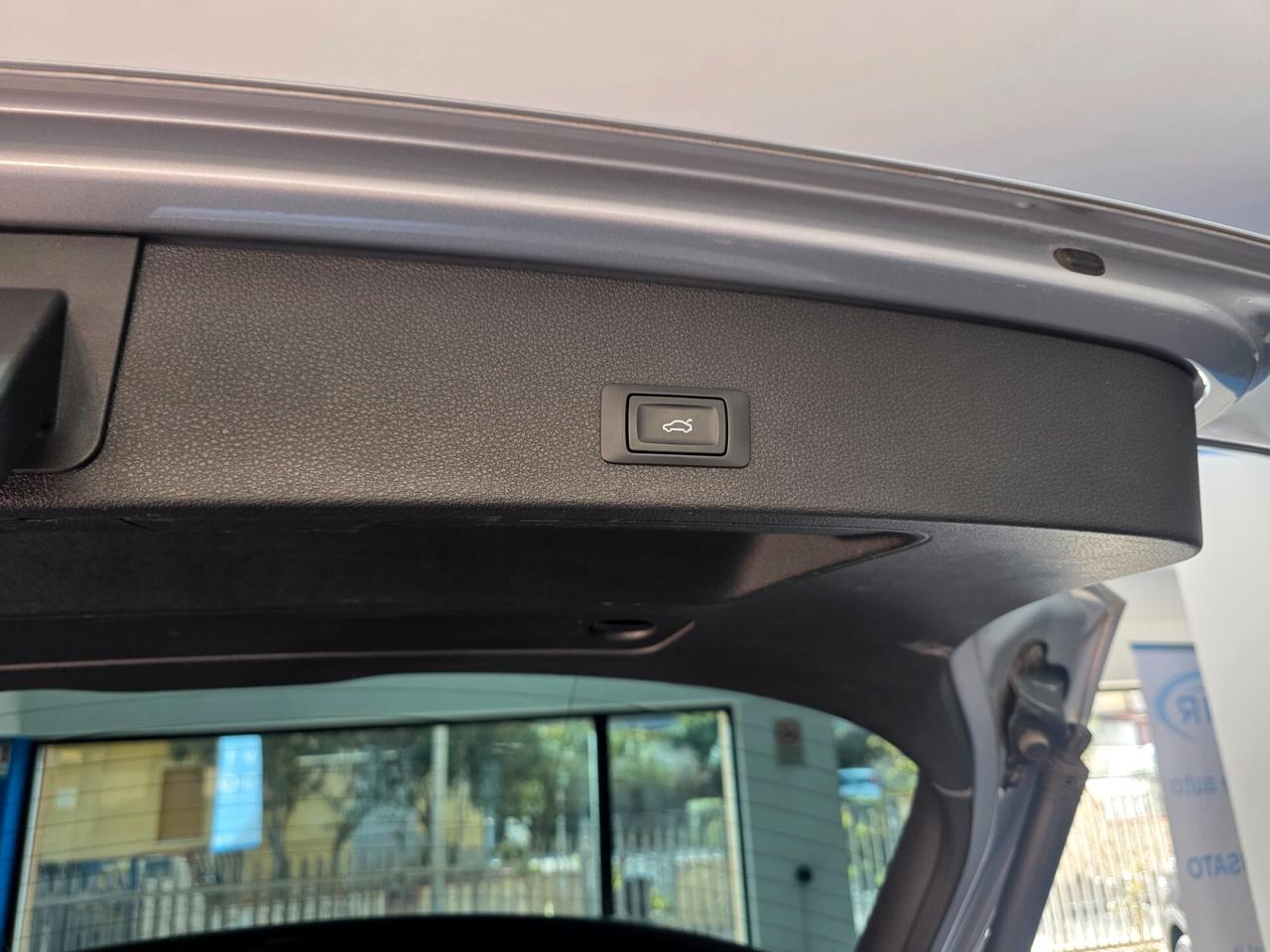 Audi Q2 35 TDI quattro S tronic line Edition