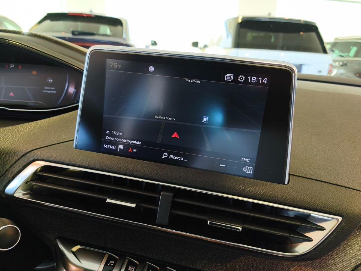 PEUGEOT 3008 1.6 BlueHDi 130 EAT8 GT Line