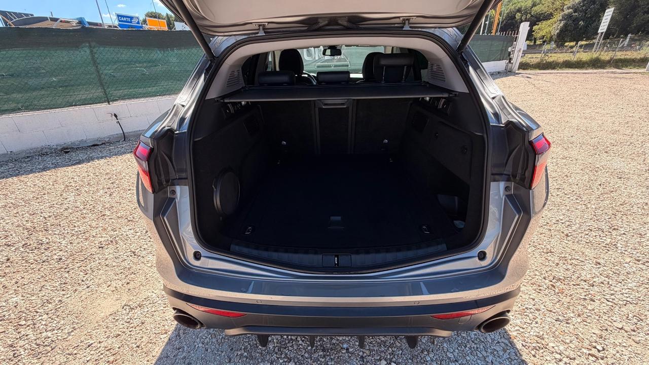 Alfa Romeo Stelvio 2.0 Turbo 280 CV AT8 Q4 First Edition