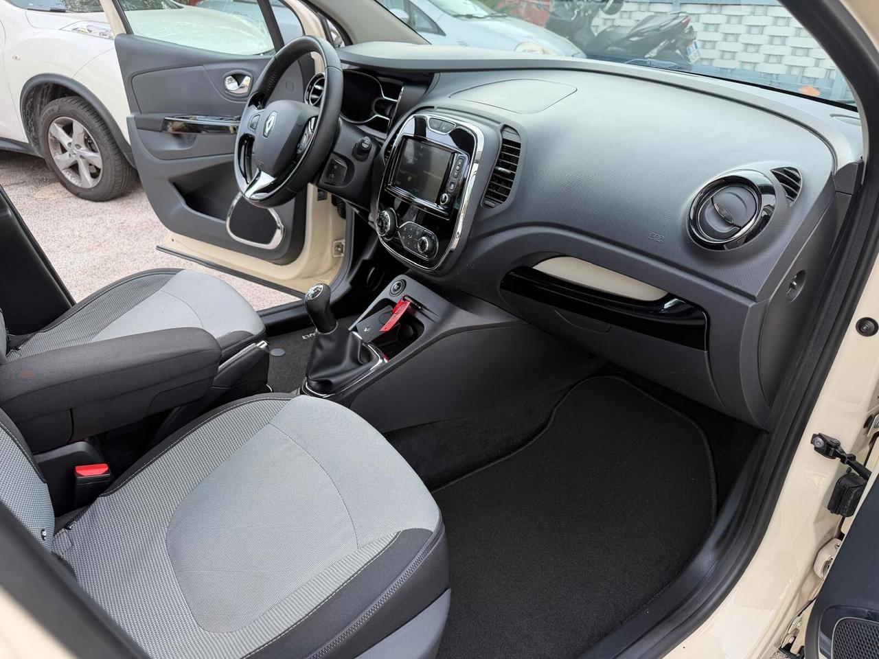 Renault Captur dCi 8V 90 CV Start&Stop Energy Iconic
