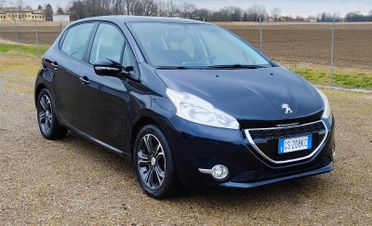 Peugeot 208 1.2 VTi 82 CV 5 porte Allure