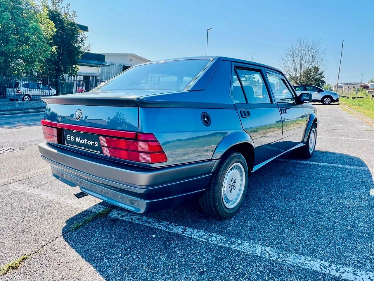 Alfa Romeo 75 2.0i Twin Spark