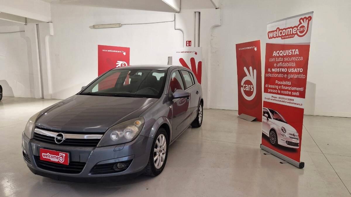 Opel Astra 1.7 cdti Cosmo 5p