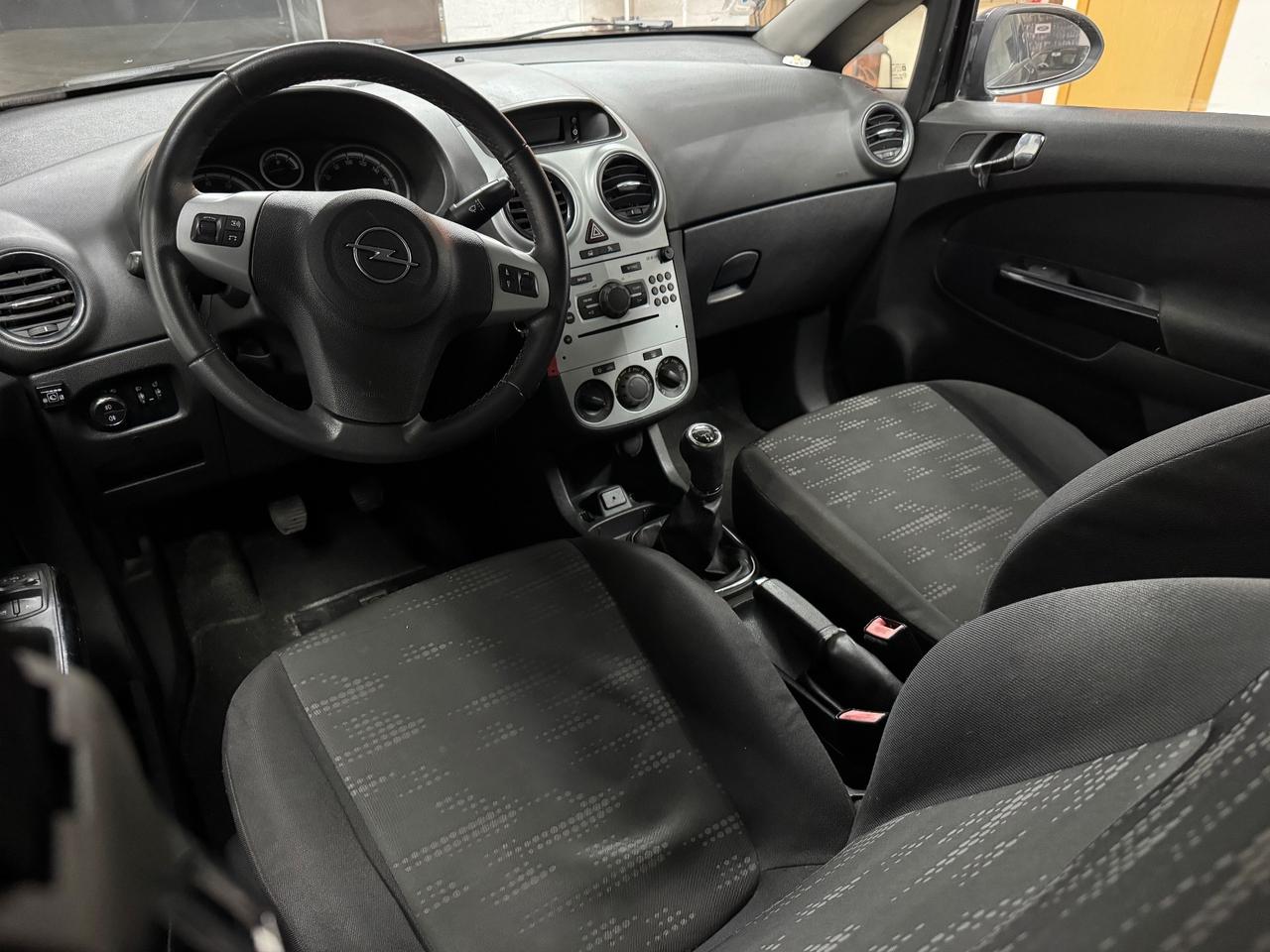 Opel Corsa 1.2 85CV GPL-TECH Elective - 2012