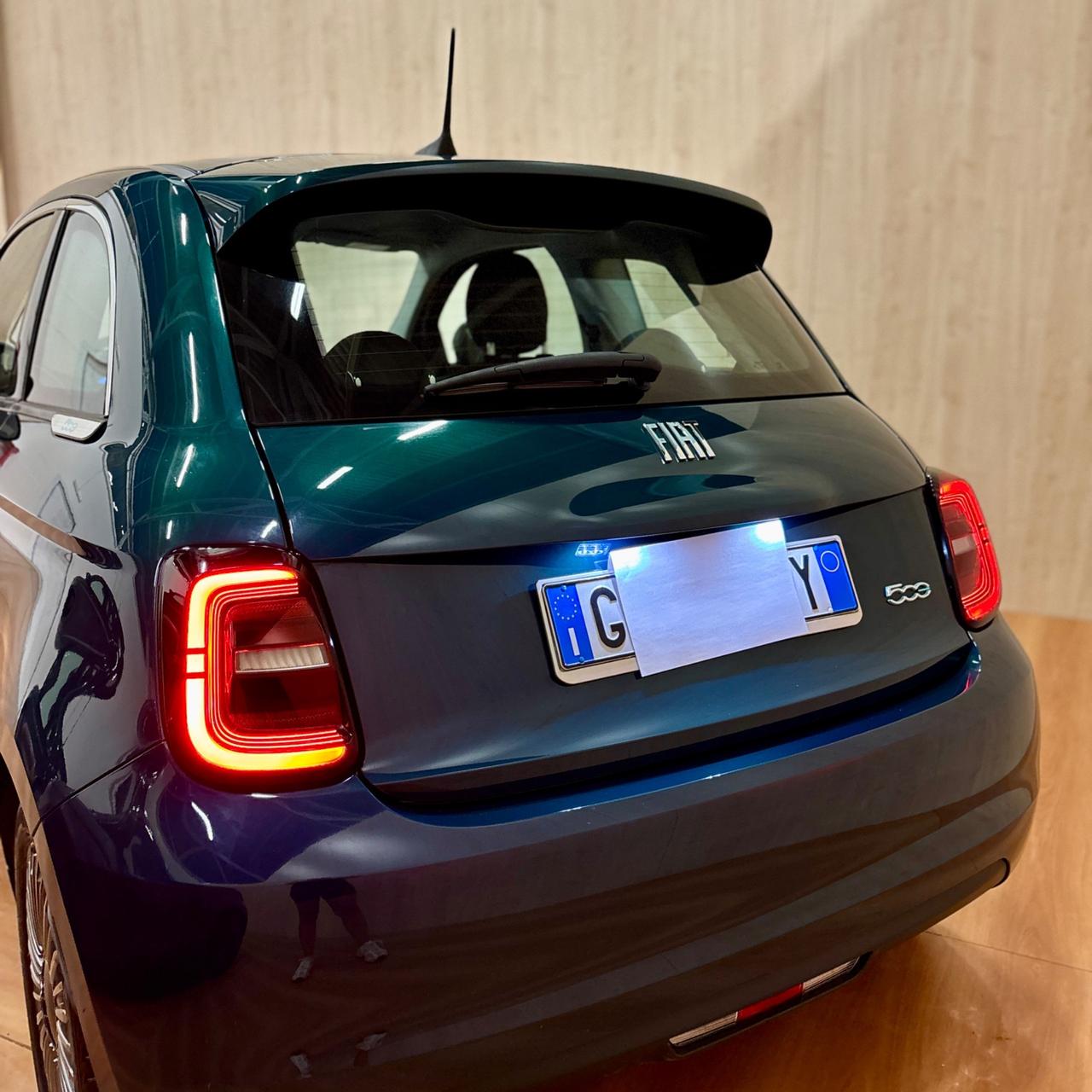 Fiat 500 500e Berlina 42 kWh Icon Batteria Nuova