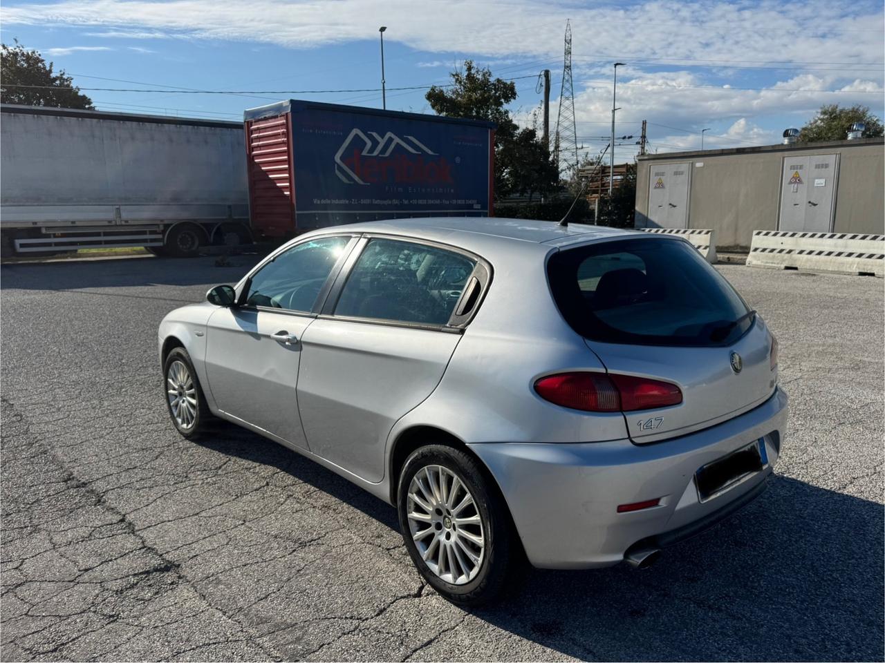 Alfa Romeo 147 1.9 JTD M-JET 16V 5 porte Dist.