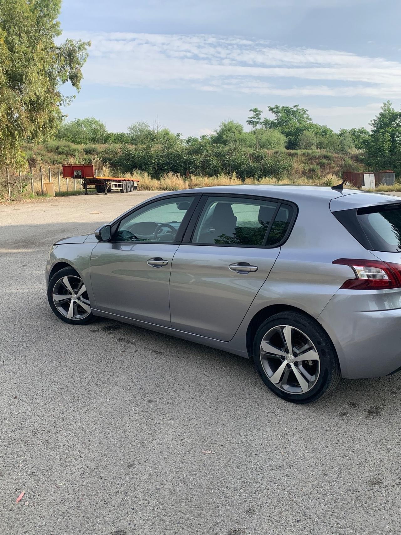 Peugeot 308 BlueHDi 1.6 120 S&S GT Line