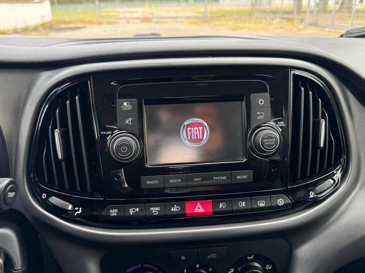 FIAT DOBLO 1.6 MJT XL PEDANA PER DISABILI