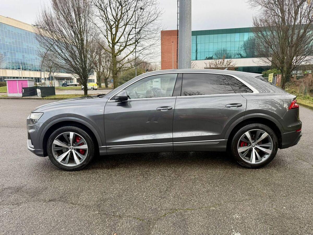Audi Q8 50 3.0 tdi mhev quattro tiptronic