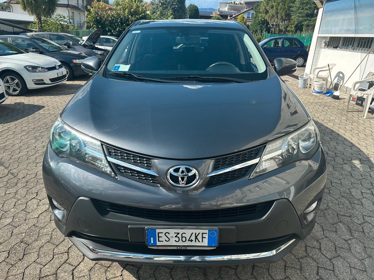 Toyota RAV 4 RAV4 2.0 D-4D 2WD*EURO5*NAVI*CERCHI