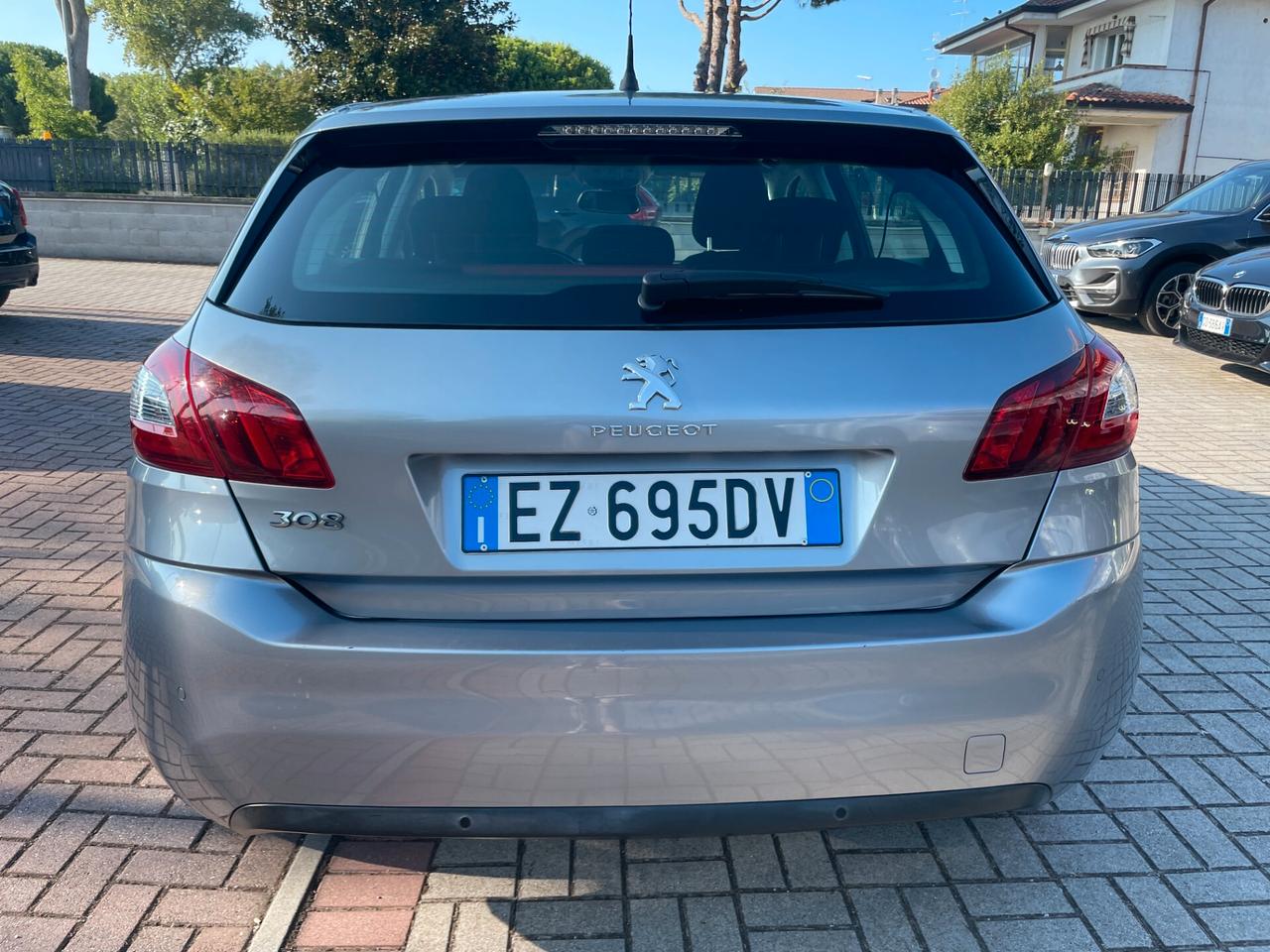 Peugeot 308 BlueHDi 120 S&S Business