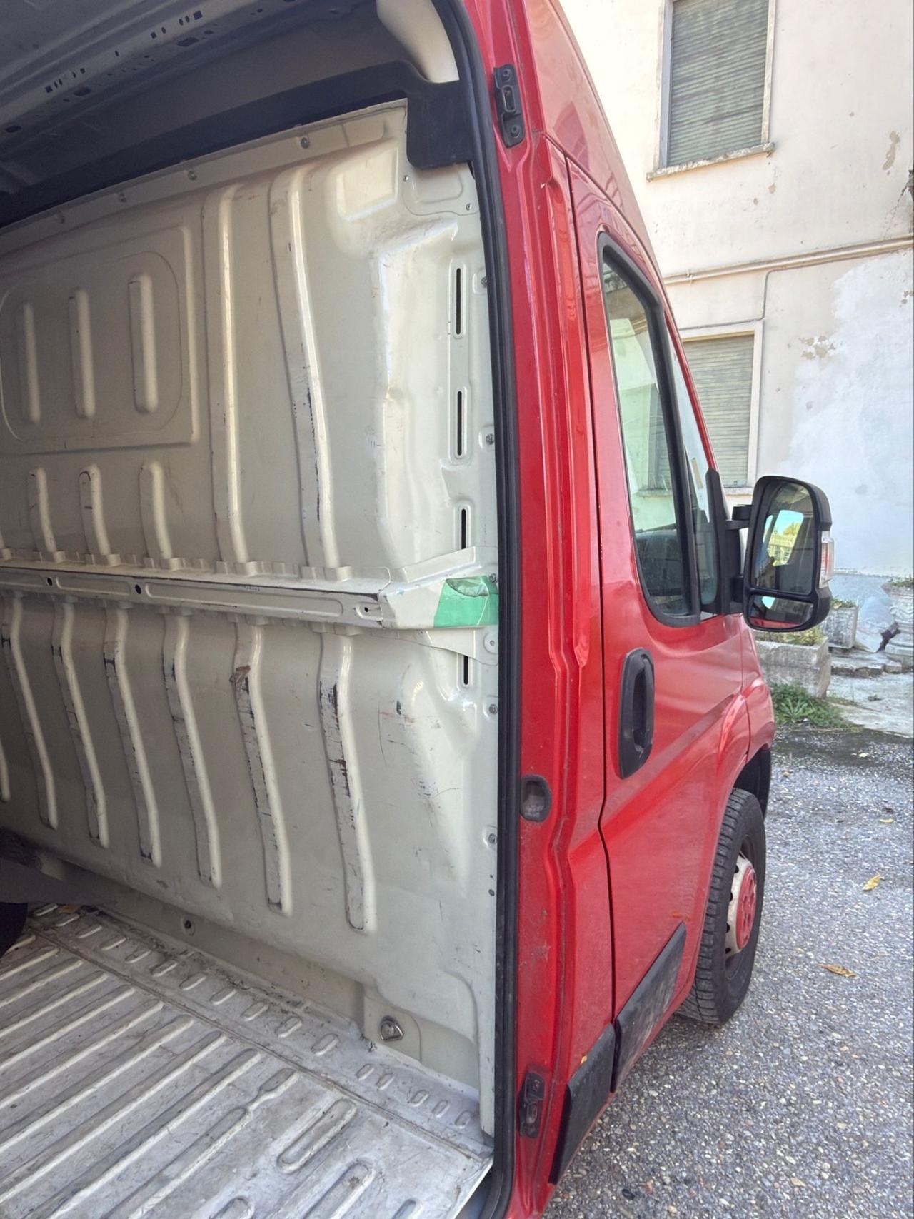 Peugeot Boxer 333 2.2 BlueHDi 140 S&S PLM-TM Furgone