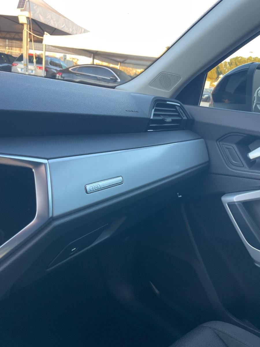 AUDI - Q3 Sportback - Q3 SPB 35 TDI S tronic S line edition