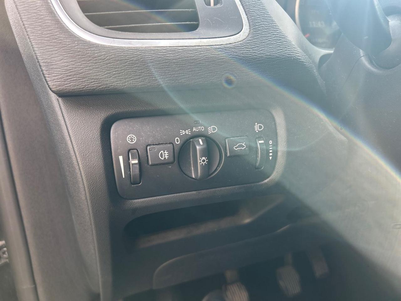 Volvo V40 kinetic 2.0 d2 #9224