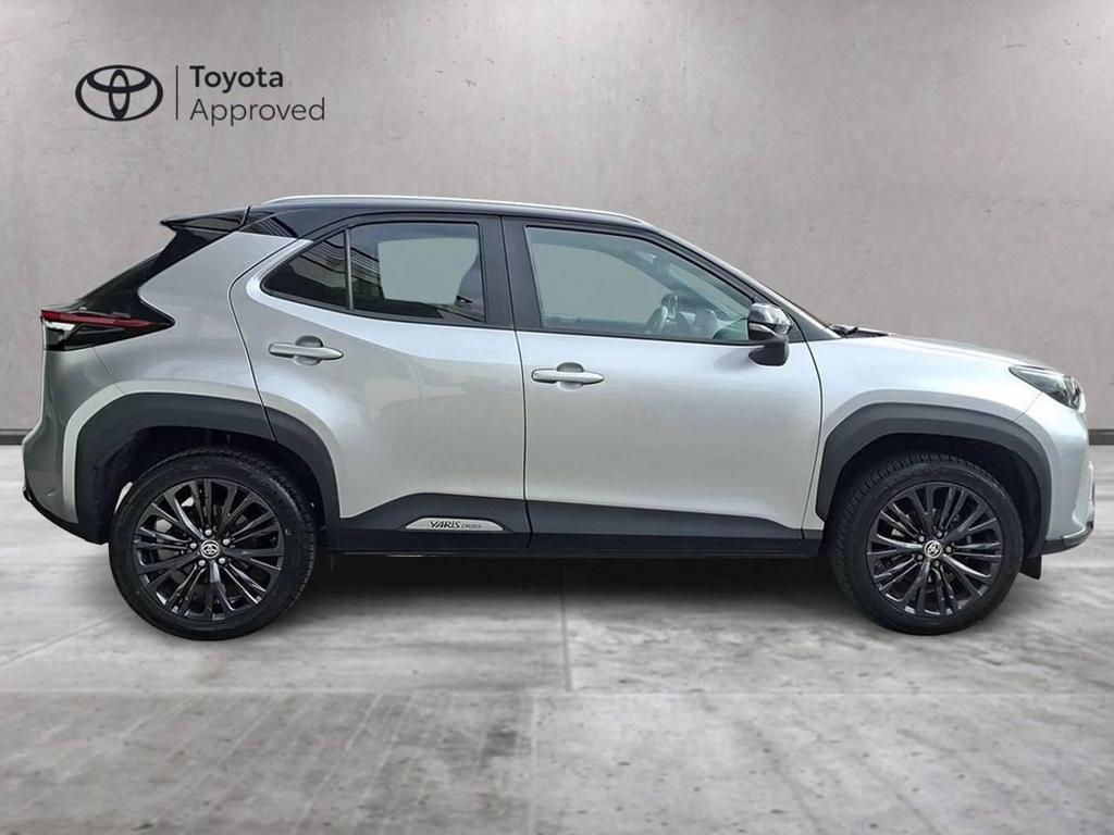 Toyota Yaris Cross 1.5 H Adventure AWD-i E-CVT