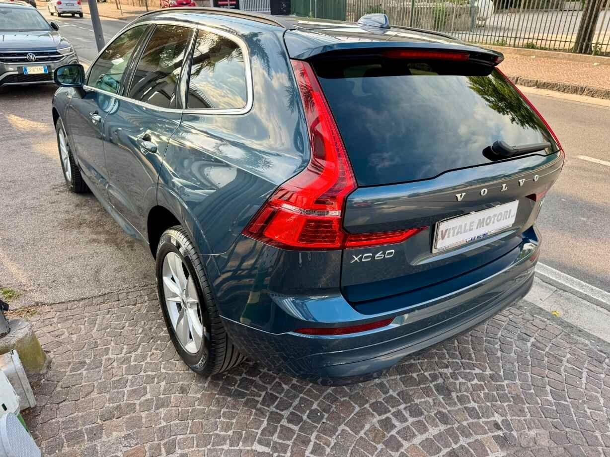 VOLVO XC60 B4 2.0 D-HYBRID 197 CV C.AUTOMATICO