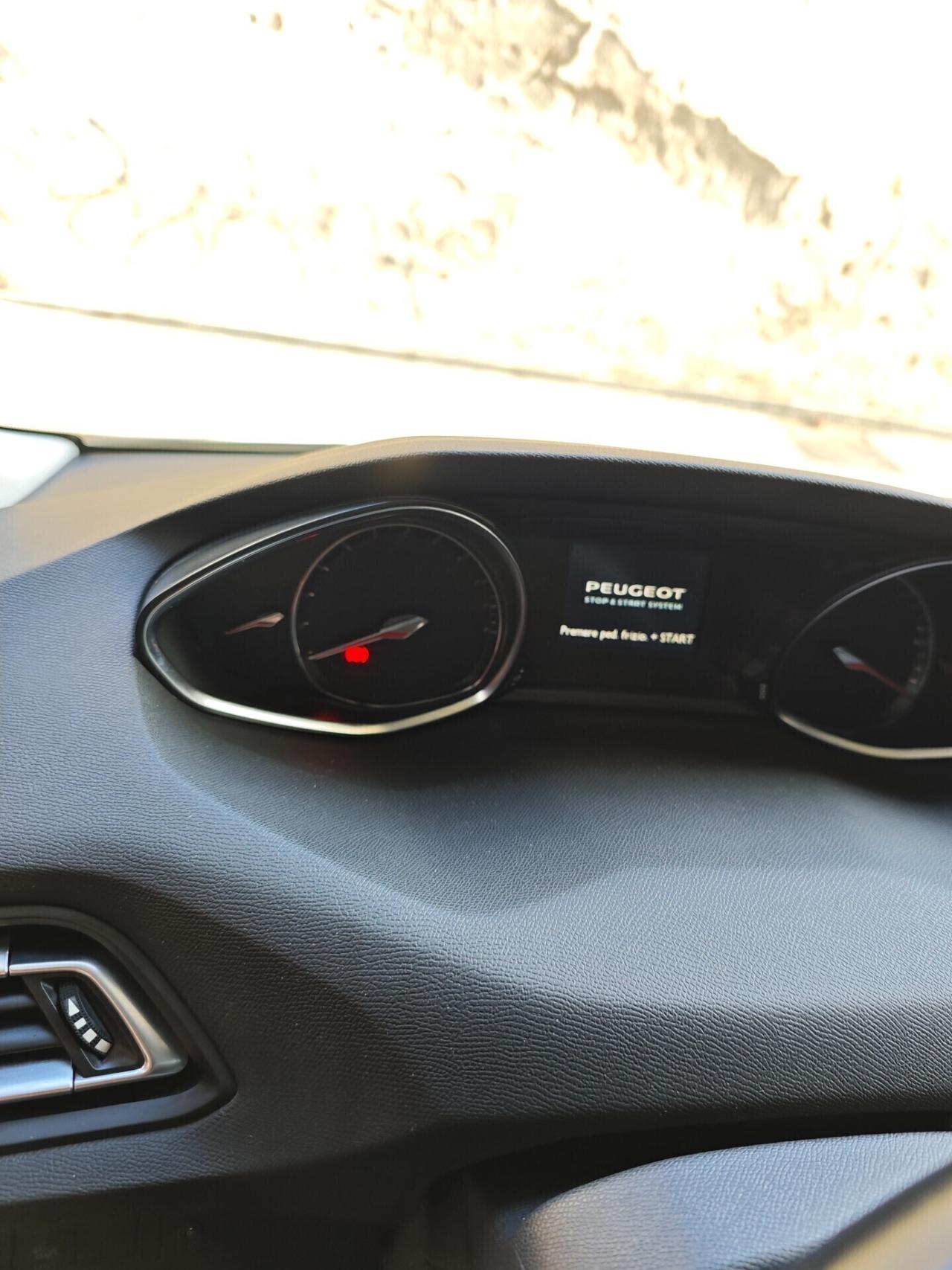 Peugeot 308 BlueHDi 120 S&S Allure