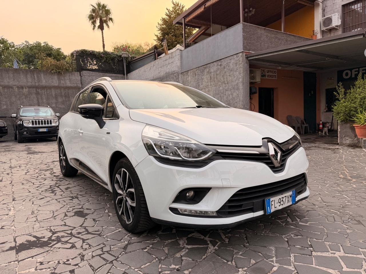 Renault Clio Sporter dCi 8V 90 CV Moschino Life
