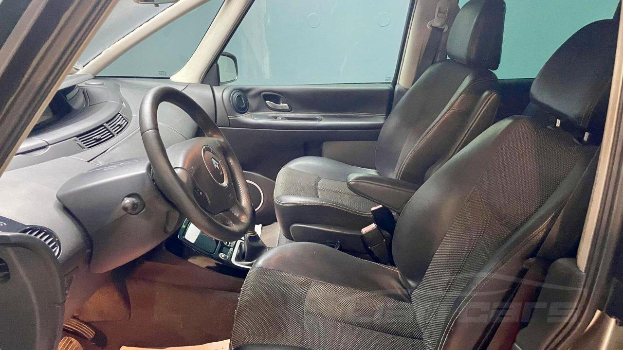 Renault Espace 2.0 dci 16v Initiale 175cv proactive