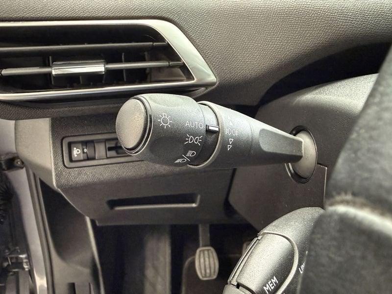 Peugeot 5008 5008 1.2 PureTech Active s&s 130cv 7Pt