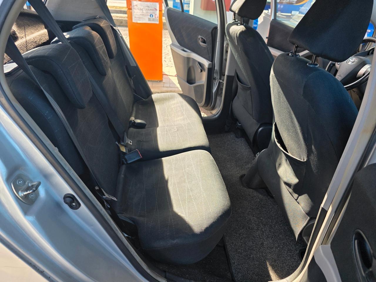 Toyota Yaris 1.4 D-4D 5porte con 254.000km Neopatentati ok