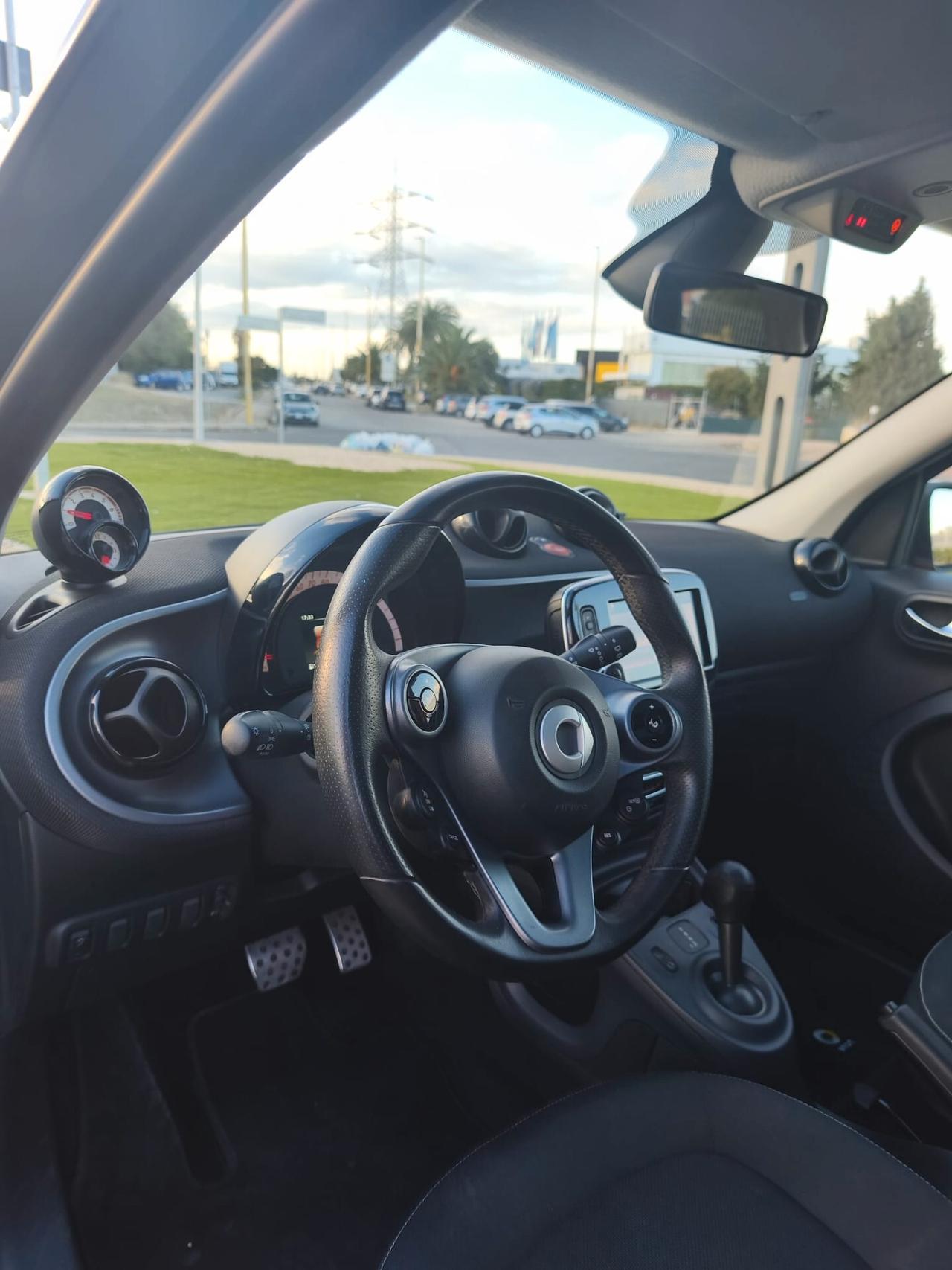 Smart ForFour 70 1.0 twinamic Brabus Style