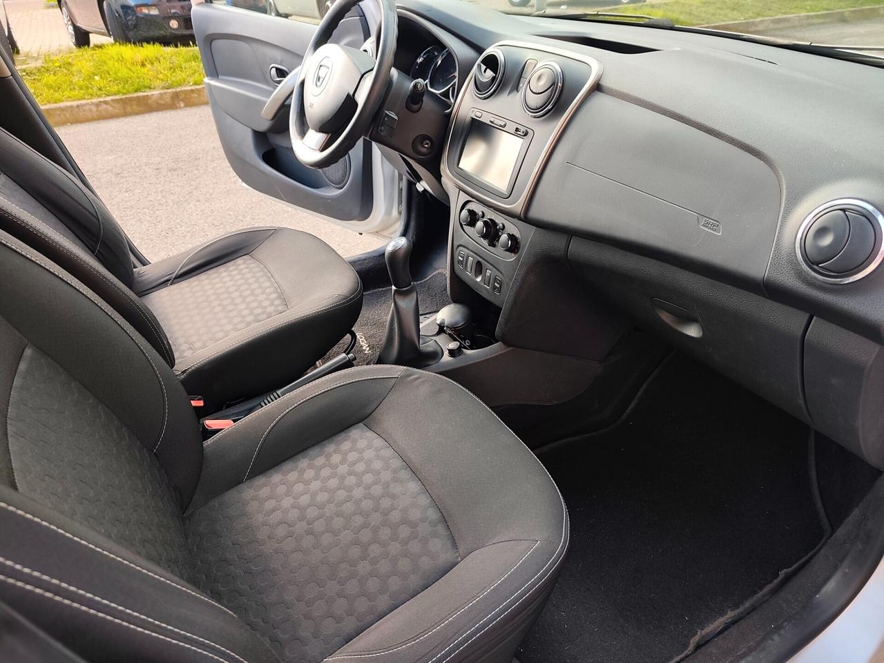 Dacia Logan MCV 1.5 dCi 8V 90CV Lauréate