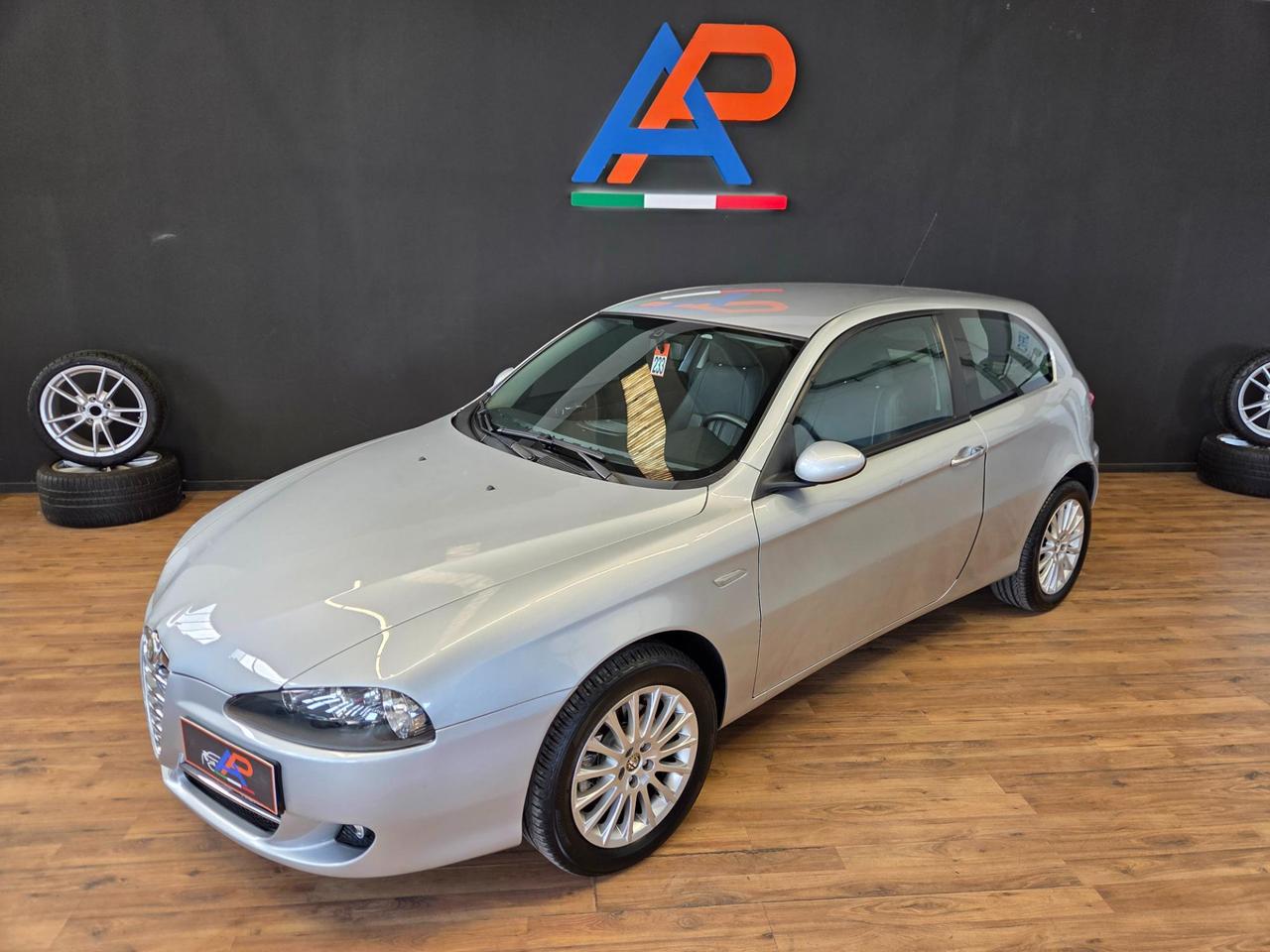 Alfa Romeo 147 3 Porte 147 3p 1.6 ts 16v Distinctive c/esp 105cv