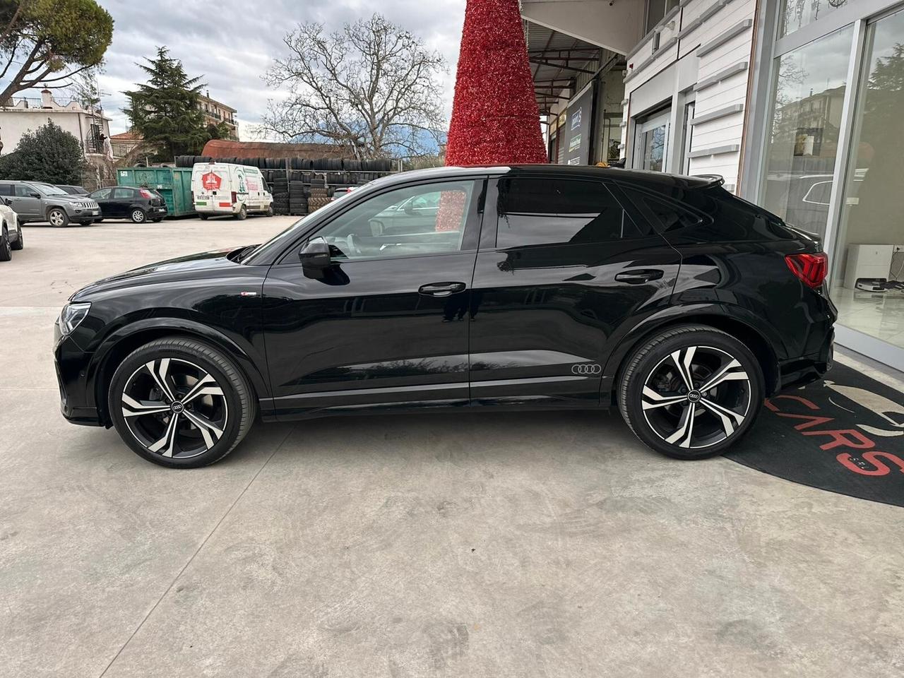 Audi Q3 35 TDI S tronic line edition - Edition One