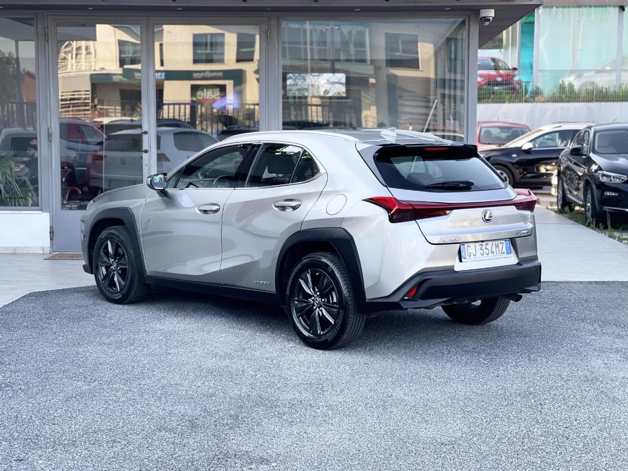 Lexus UX 2.0 Hybrid 146CV E6 - 2022