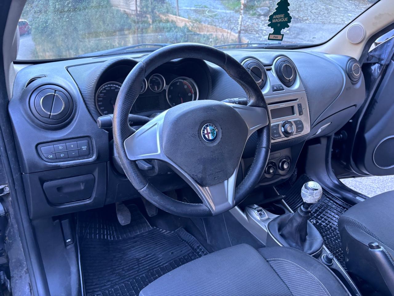 Alfa Romeo MiTo 1.6 JTDm 16V Distinctive Sport Pack