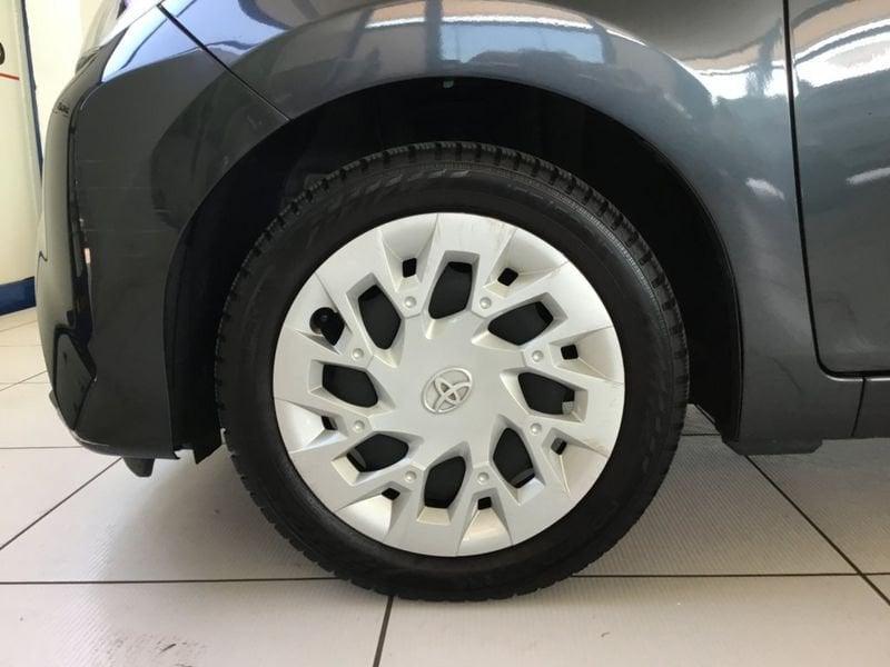 Toyota Aygo Connect 1.0 VVT-i 72 CV 5 porte x-cool AUTOMATICA