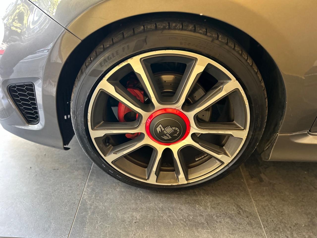 Abarth 595 595C 1.4 T-Jet 165cv Turismo *** AUTOMATICA * AKRAPOVIC * CABRIO ***
