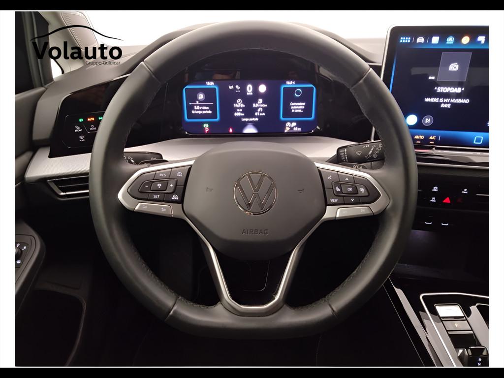 VOLKSWAGEN Golf VIII 2024 - Golf 2.0 tdi Life 150cv dsg