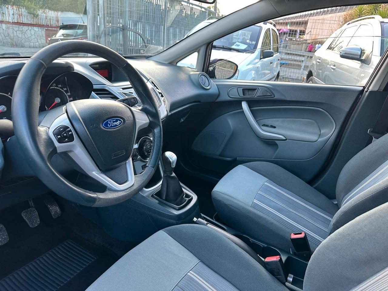 Ford Fiesta 1.4 TDCi 68CV 5 porte Titanium-02/2010
